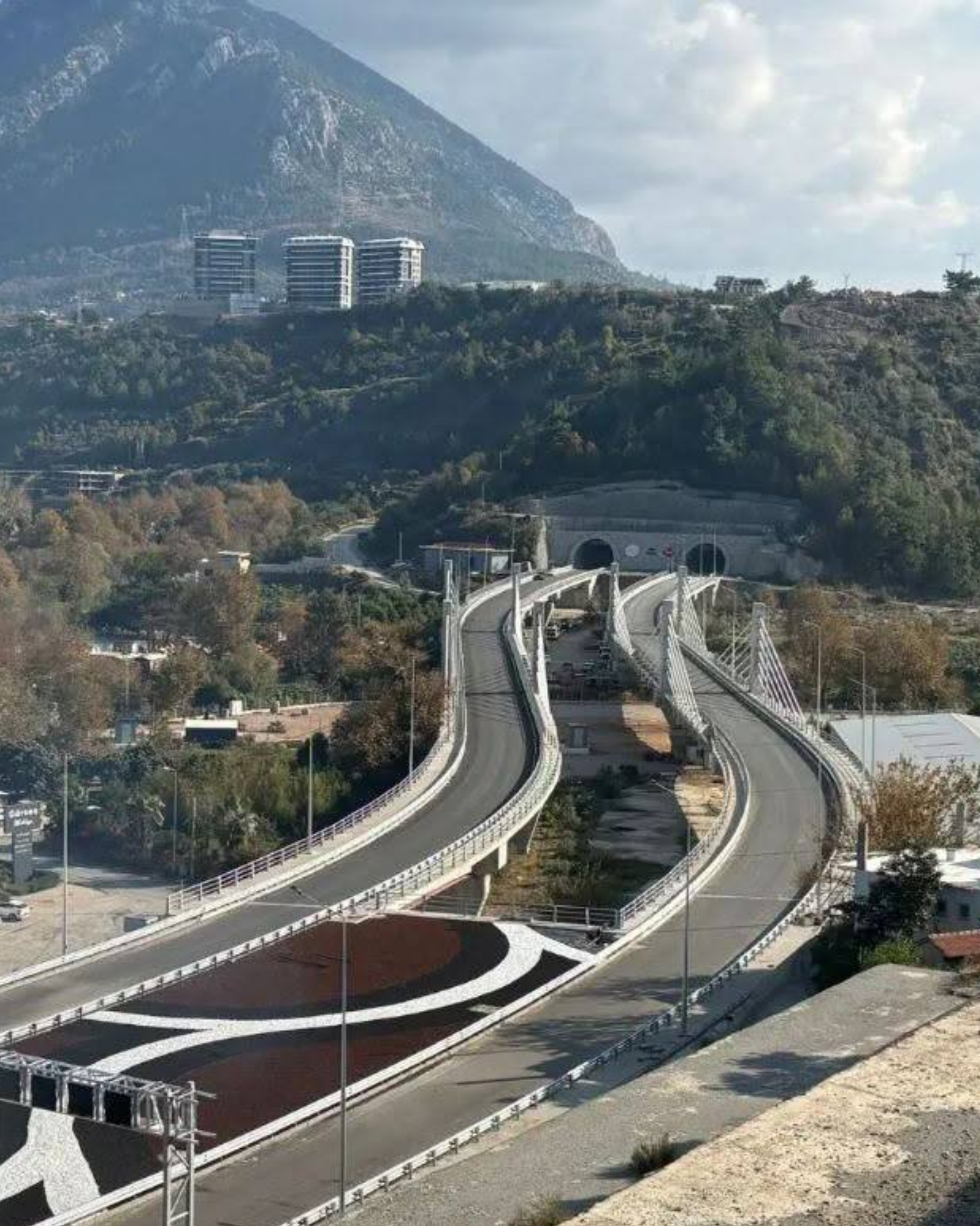 Yeni çevre yolunun ilk bölümü açık ve şimdiden çalışıyor!