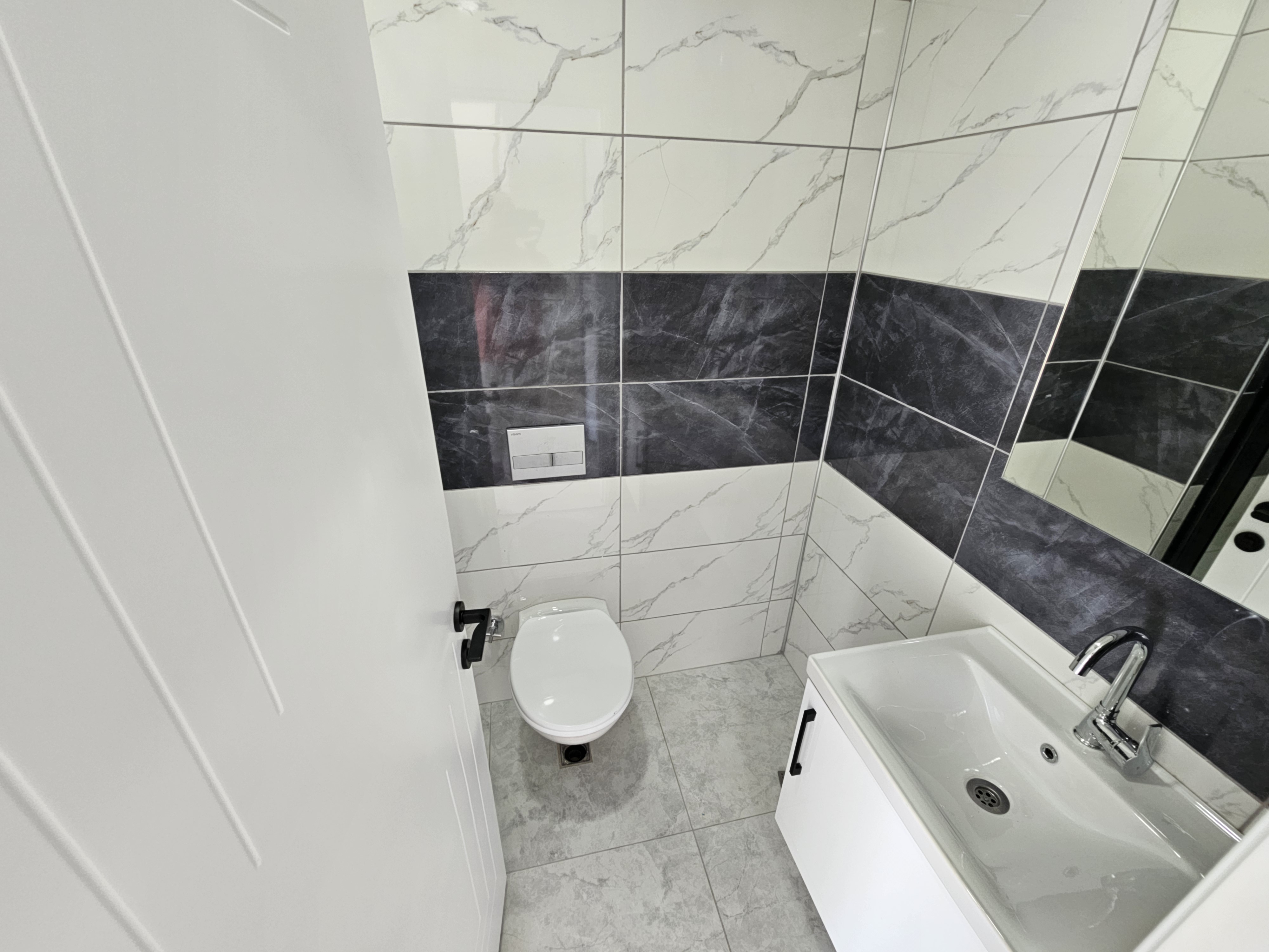 Duplex (2+1) - Aqua Blue Residence